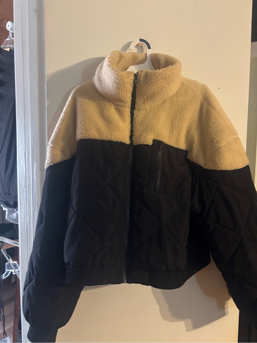 SHEIN Two-Tone Quilted Puffer Jacket with Sherpa Yoke - Tan/Black